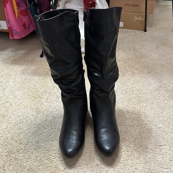 Cliff by White Mountain Knee High Boots - Picture 2 of 7